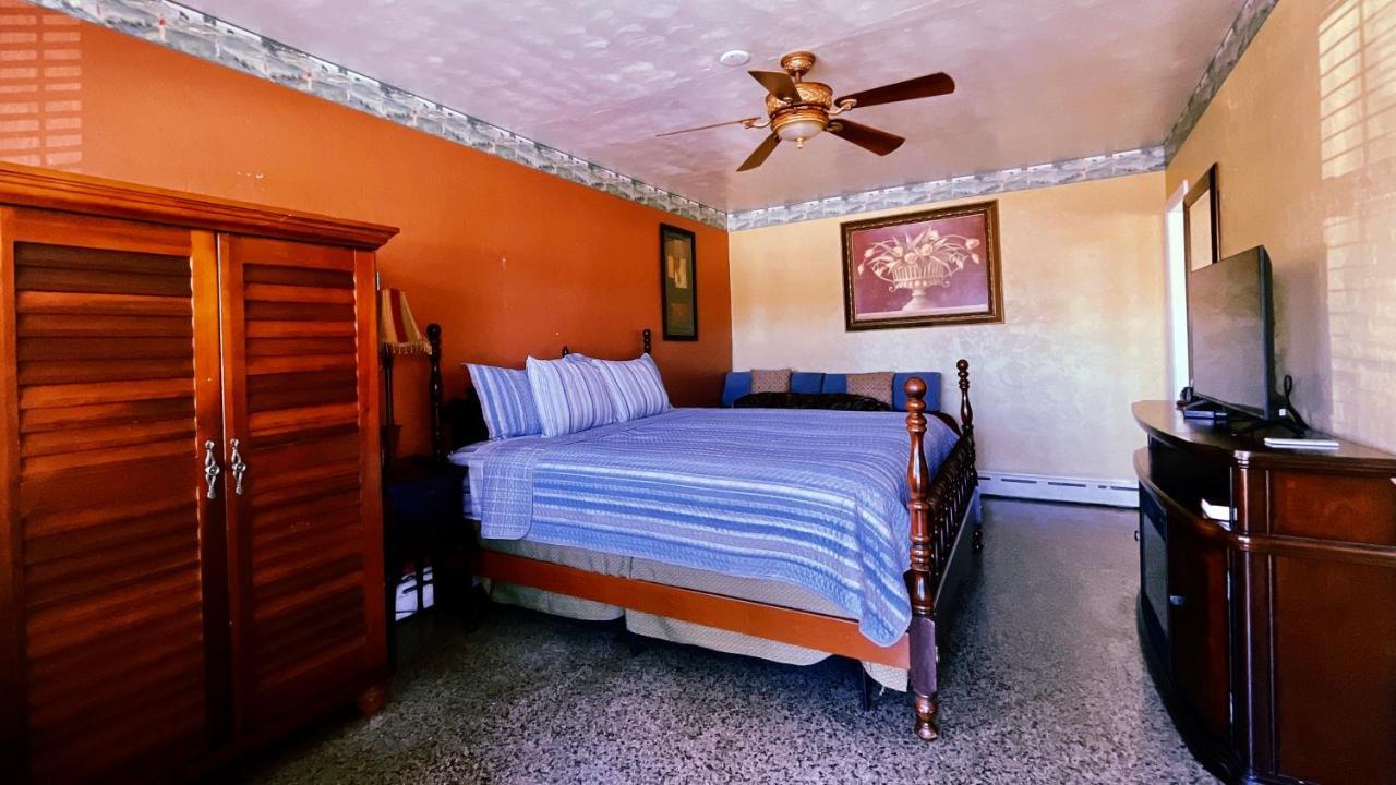 Shamrock Cove 4*